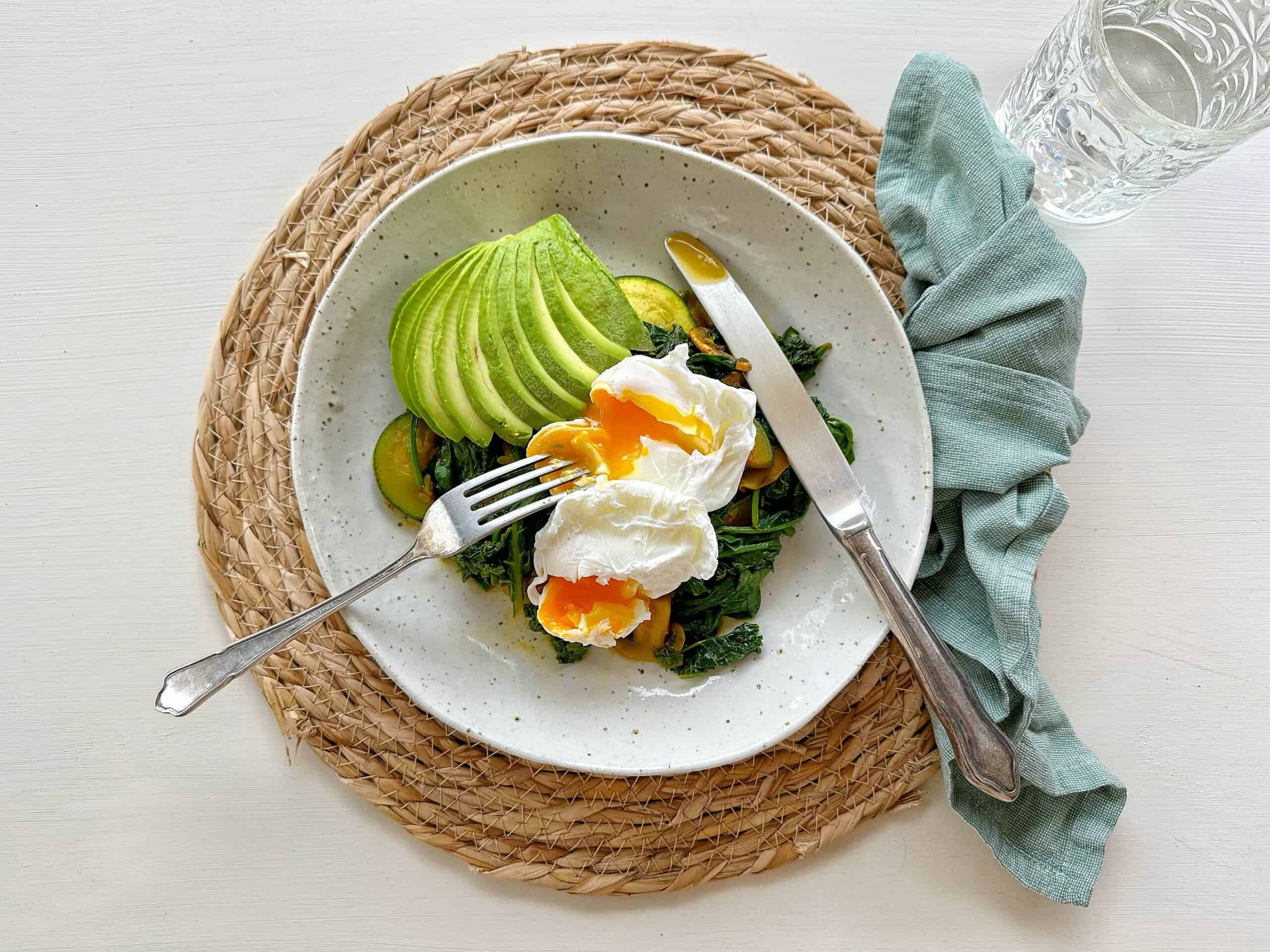 Avoiding food and drink during fasting hours in Ramadan